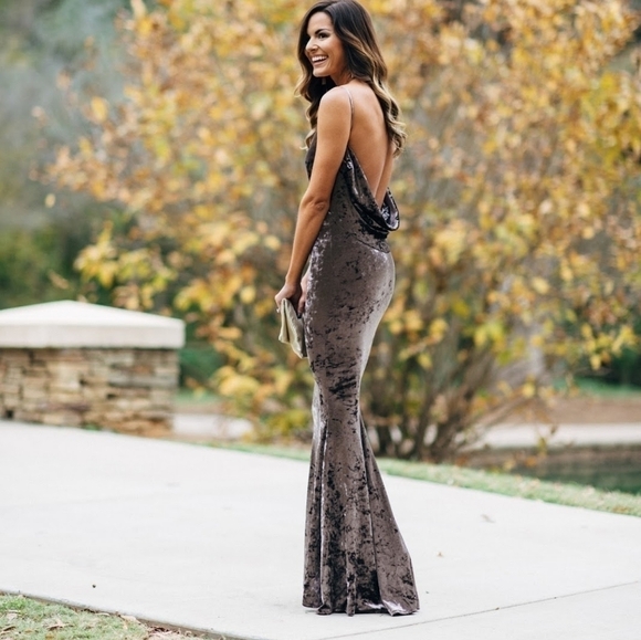L • Olivaceous • Mermaid Backless Crushed Velvet Gown - Picture 6 of 7